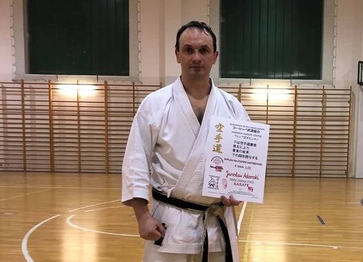 Jarosław Adamski ze stopniem 5 Dan w Karate